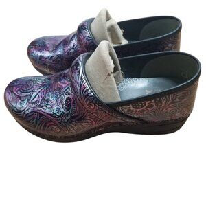 Dansko Women's XP 2.0 Purple Floral Embossed Clogs EU 41 US 10.5-11